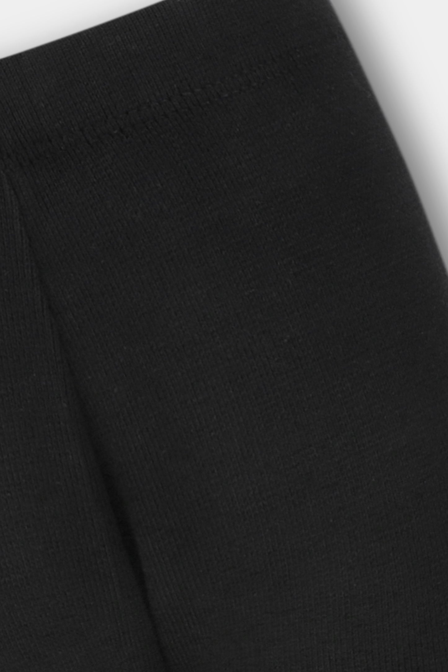 جوارب ضيقة سوداء سادة للفتيات