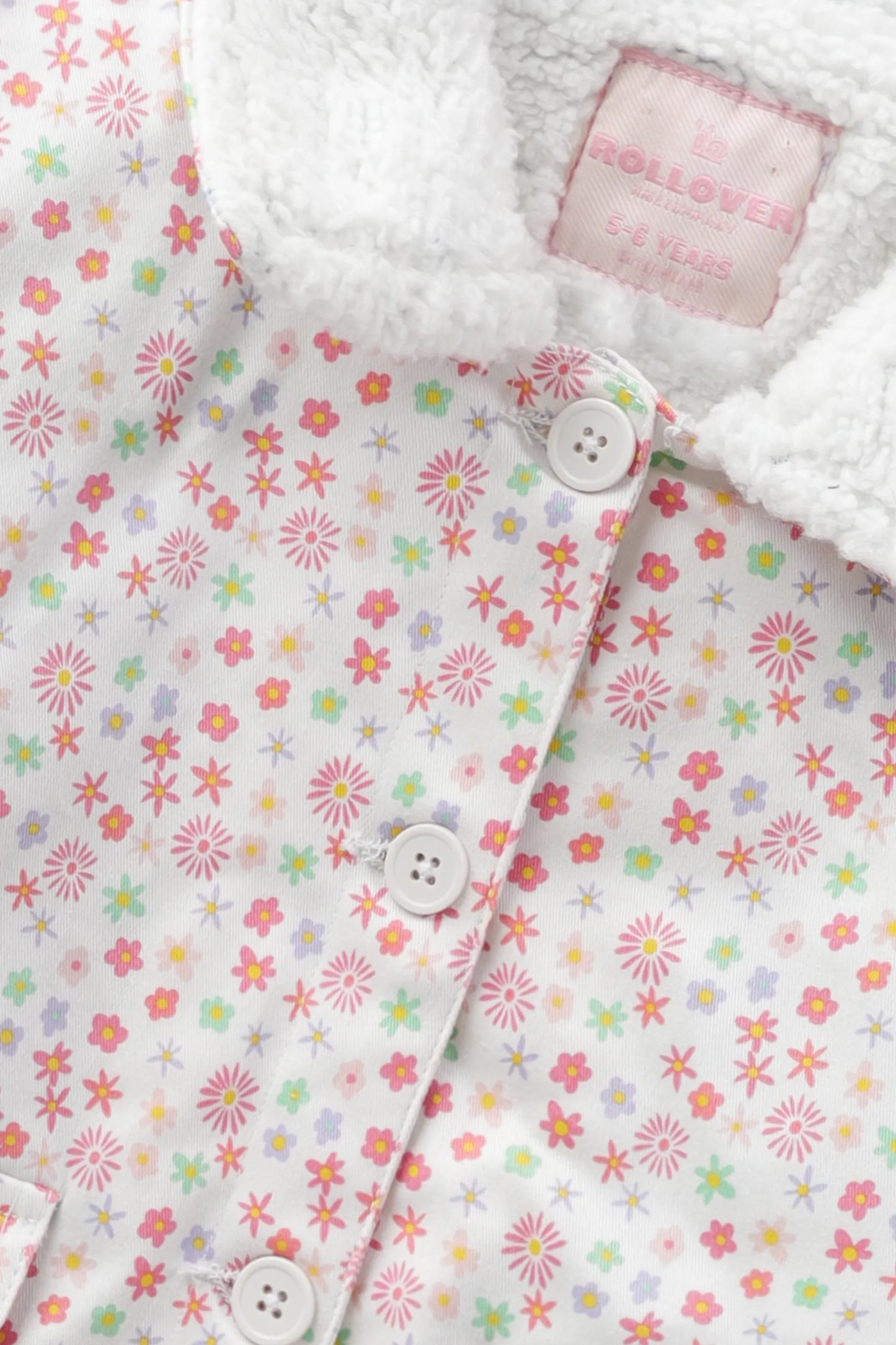 جاكيت تويل بنقشة زهور وبرية