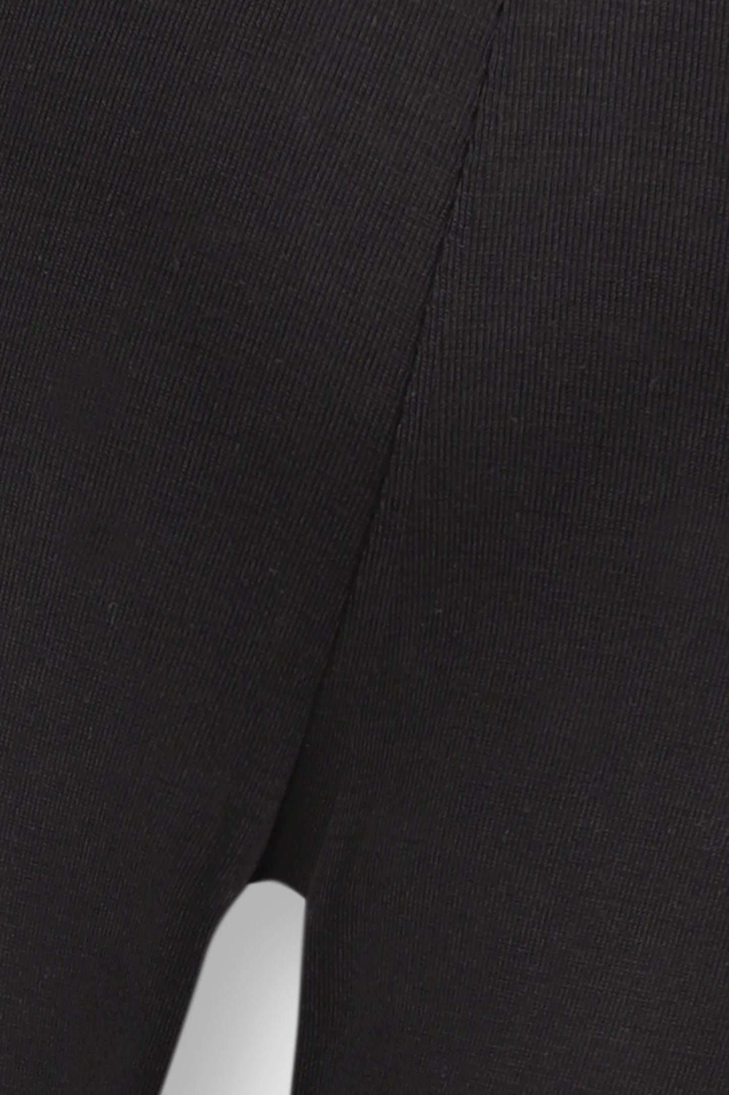 سروال ضيق أسود مطاطي ناعم