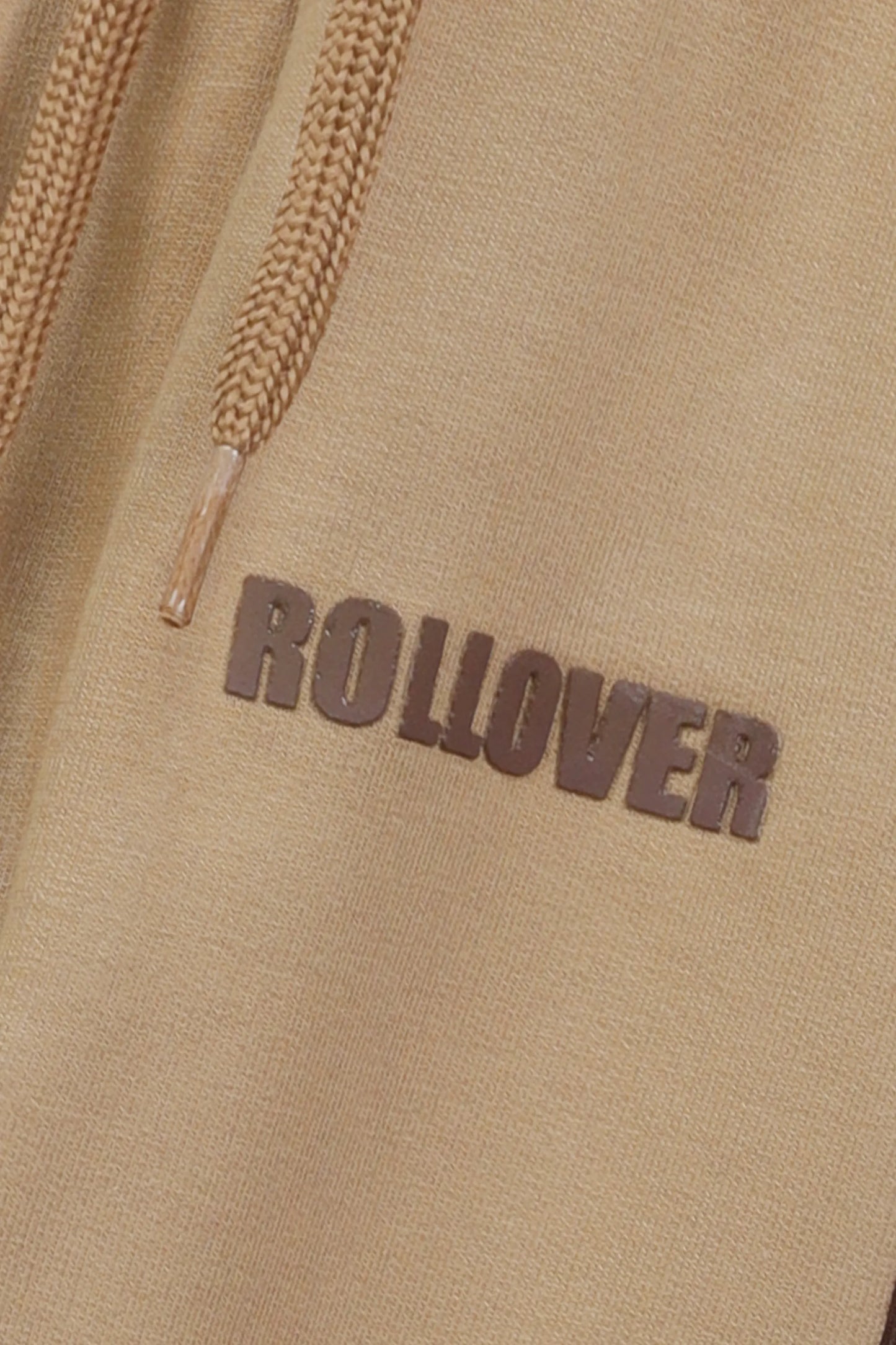 شورت ولادي جريء بني وبيج