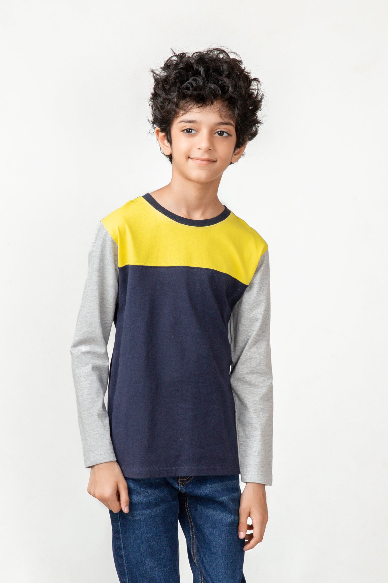 تي شيرت كلاسيك ثلاثي ديناميكي