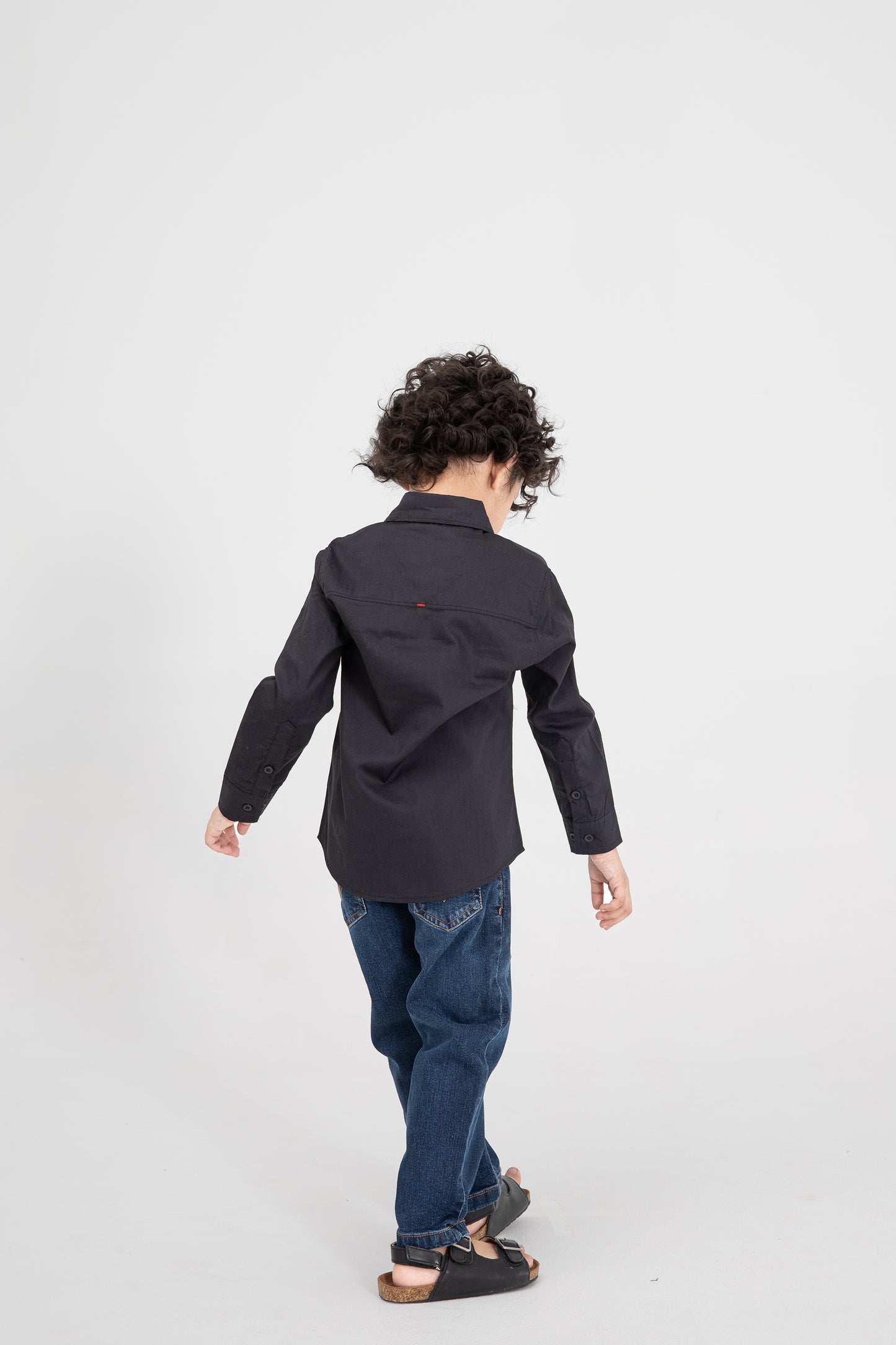 قميص كاجوال أسود للأولاد من بولت