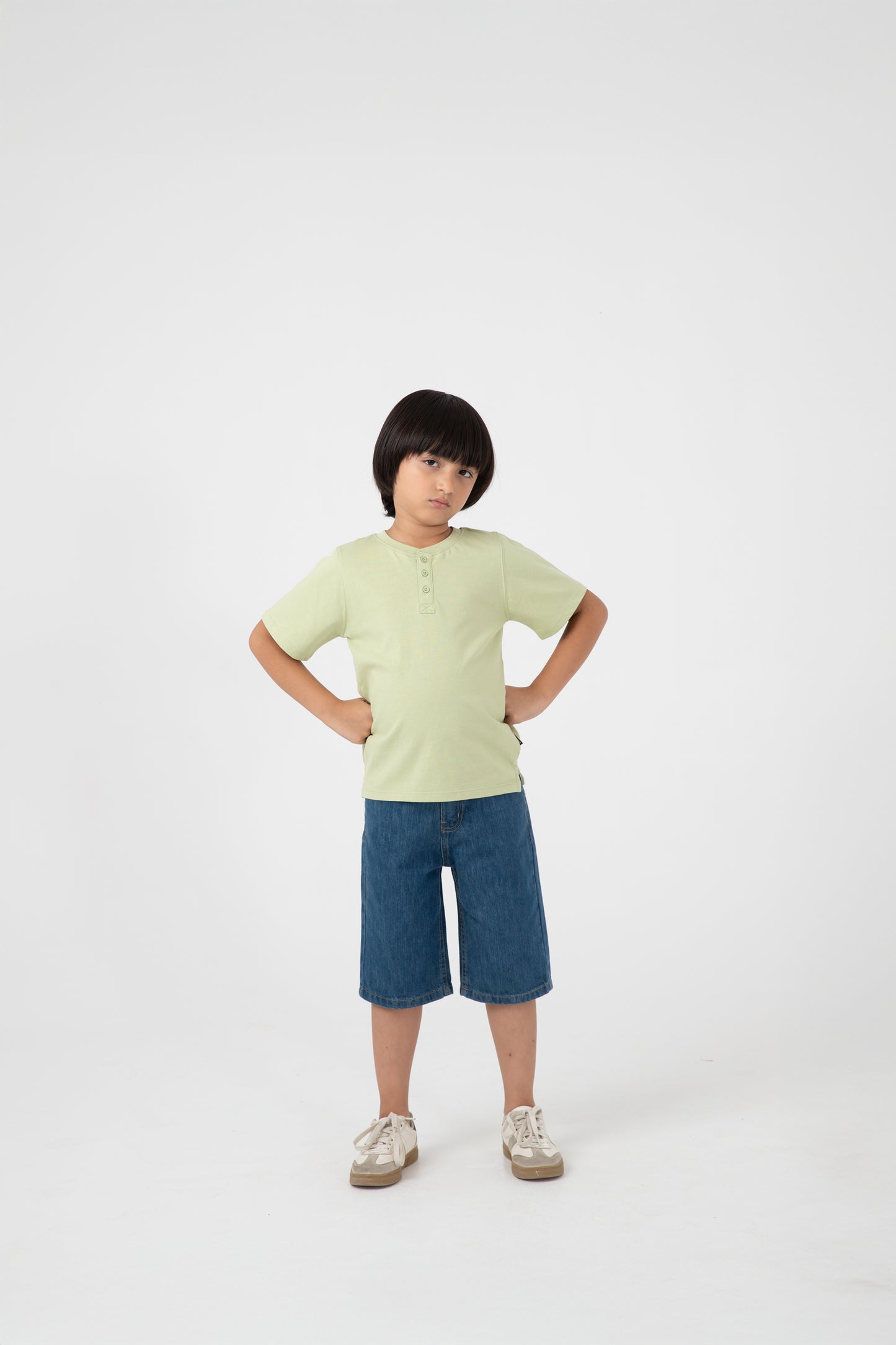 تيشيرت سيج هينلي