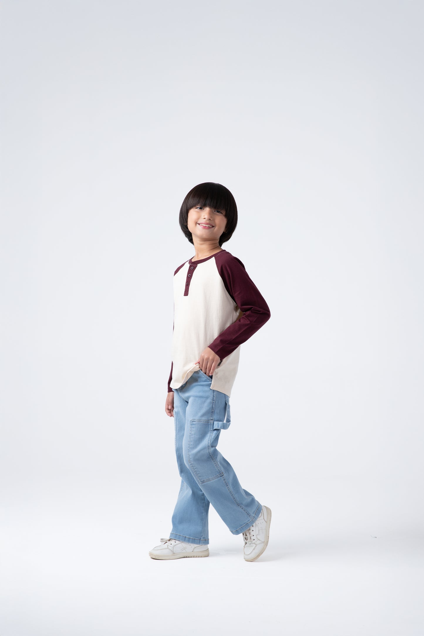 تي شيرت مارفل هينلي