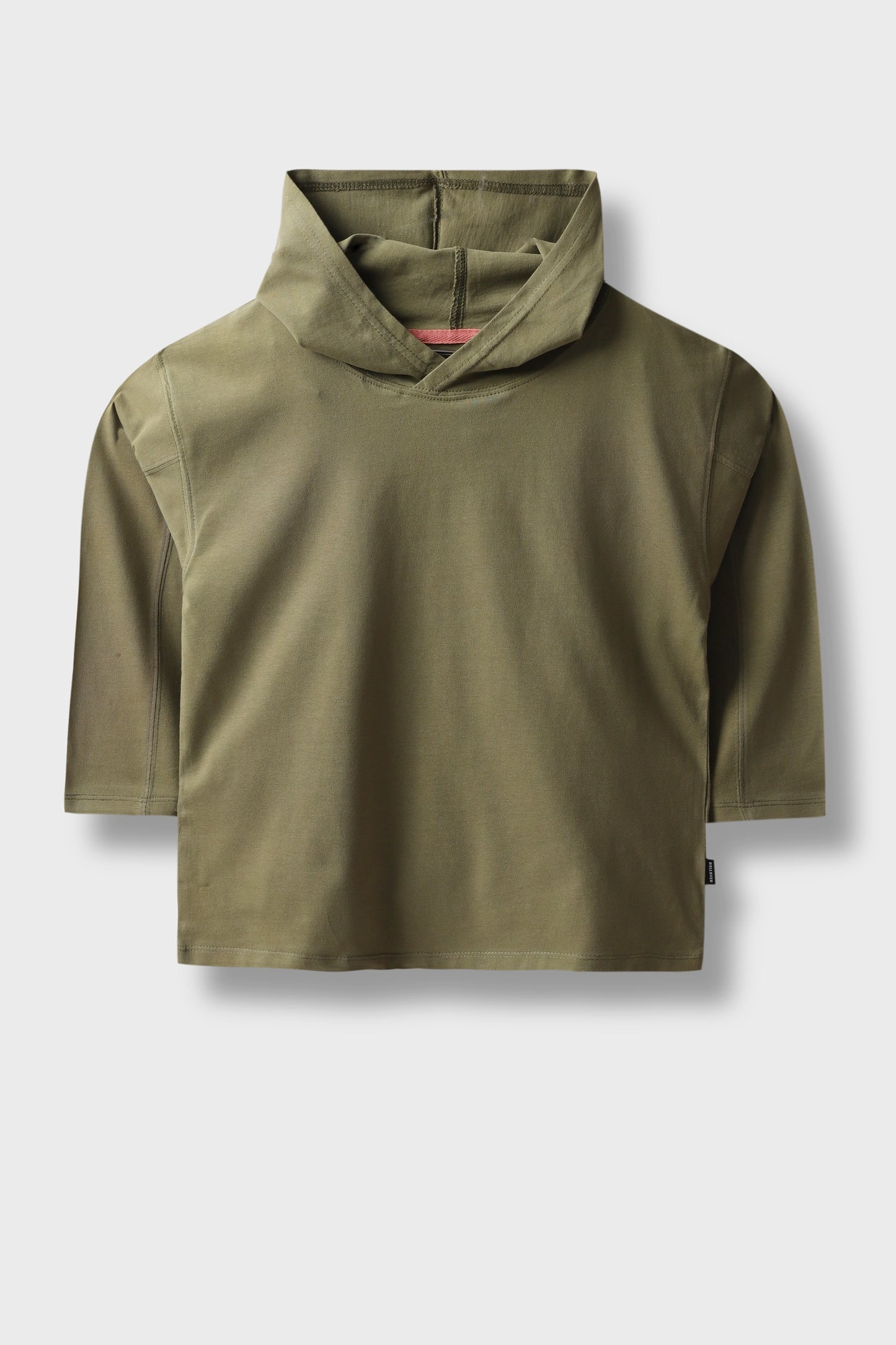 تيشيرت بقبعة زيتوني