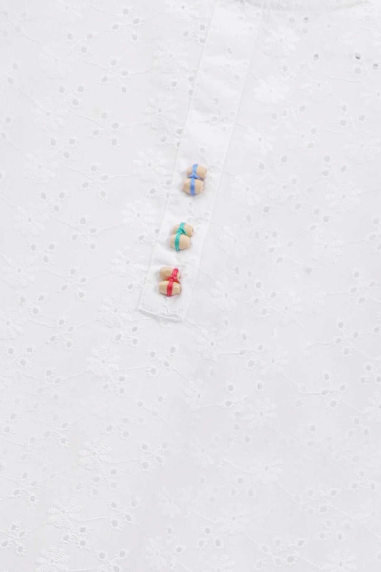 طقم كورتي شيكانكاري أبيض خالد للفتيات